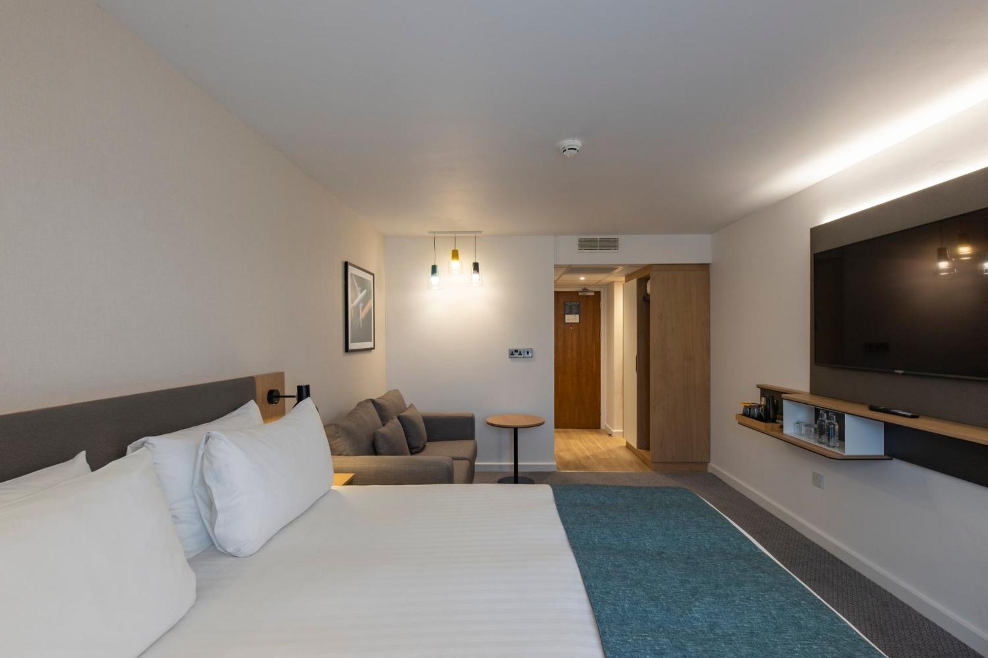 Bristol Airport By Ihg Hotel