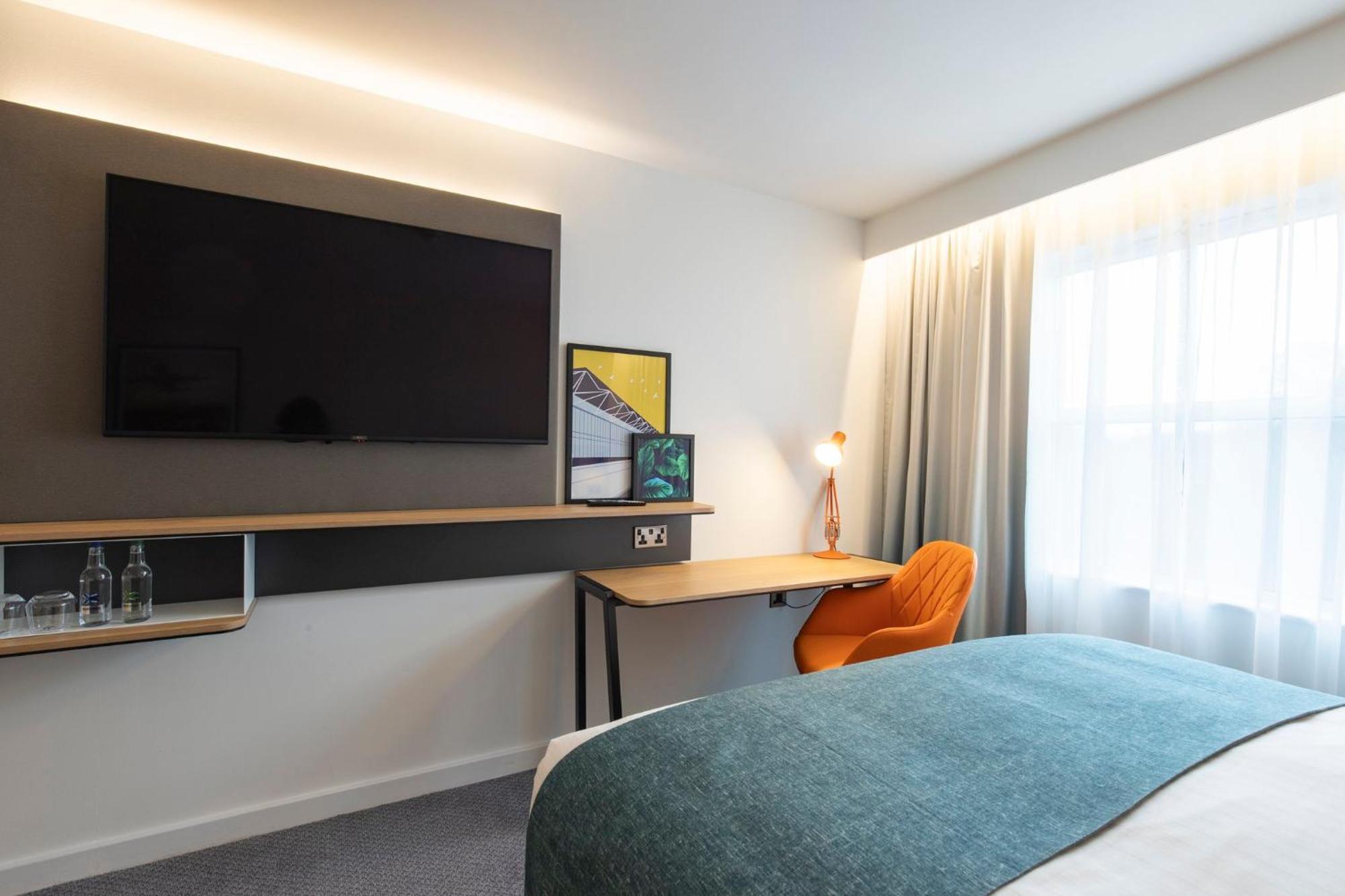 Bristol Airport By Ihg Redhill (Somerset)
