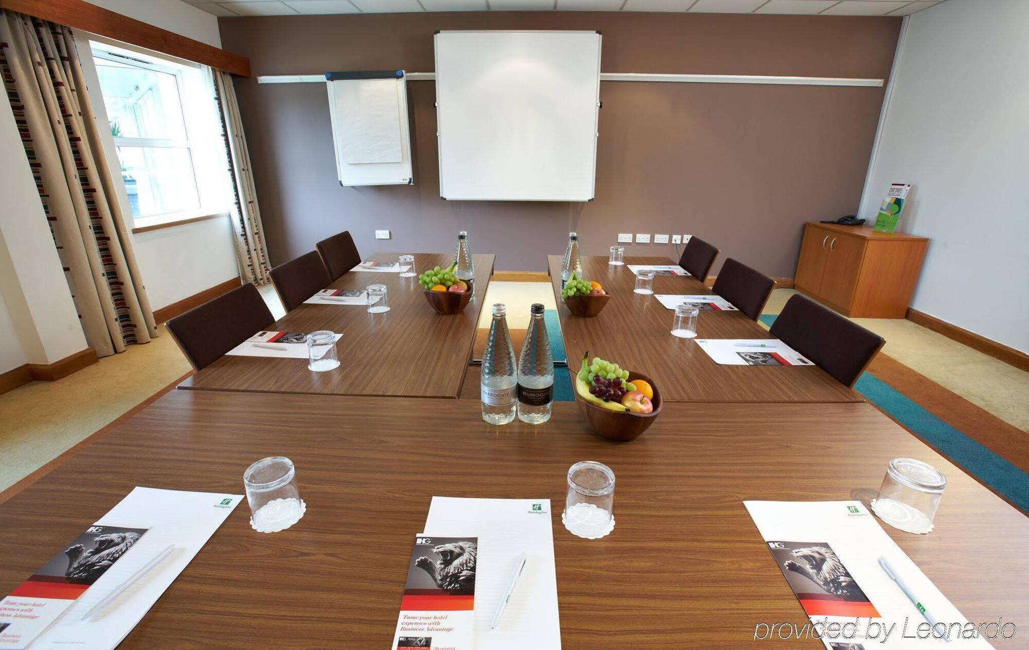 Bristol Airport By Ihg Hotel 4*