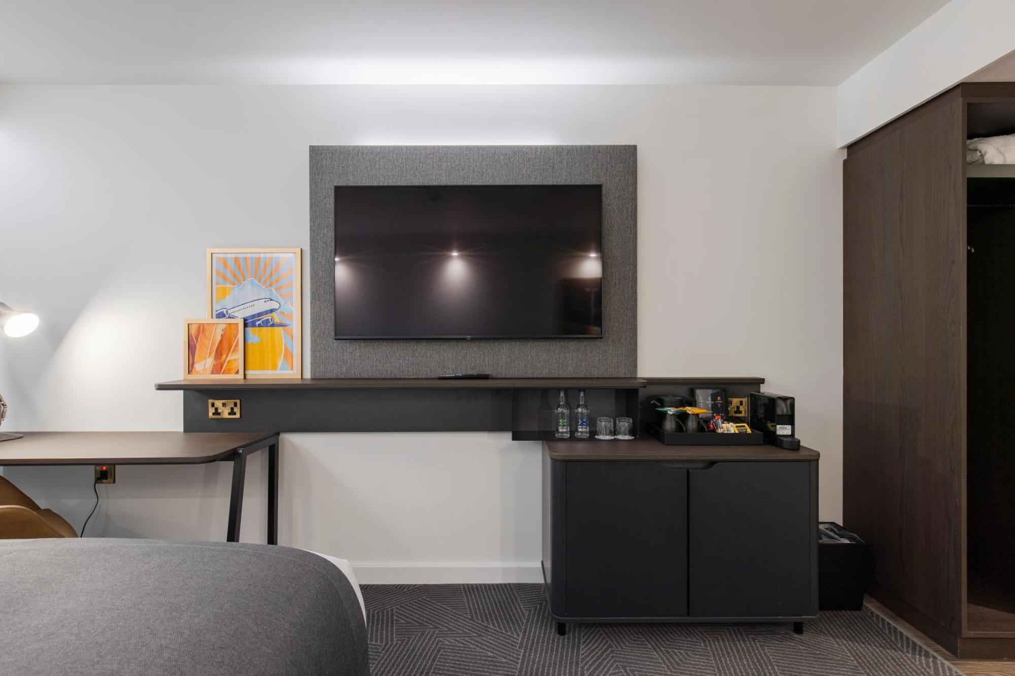 Bristol Airport By Ihg Hotel Redhill (Somerset)