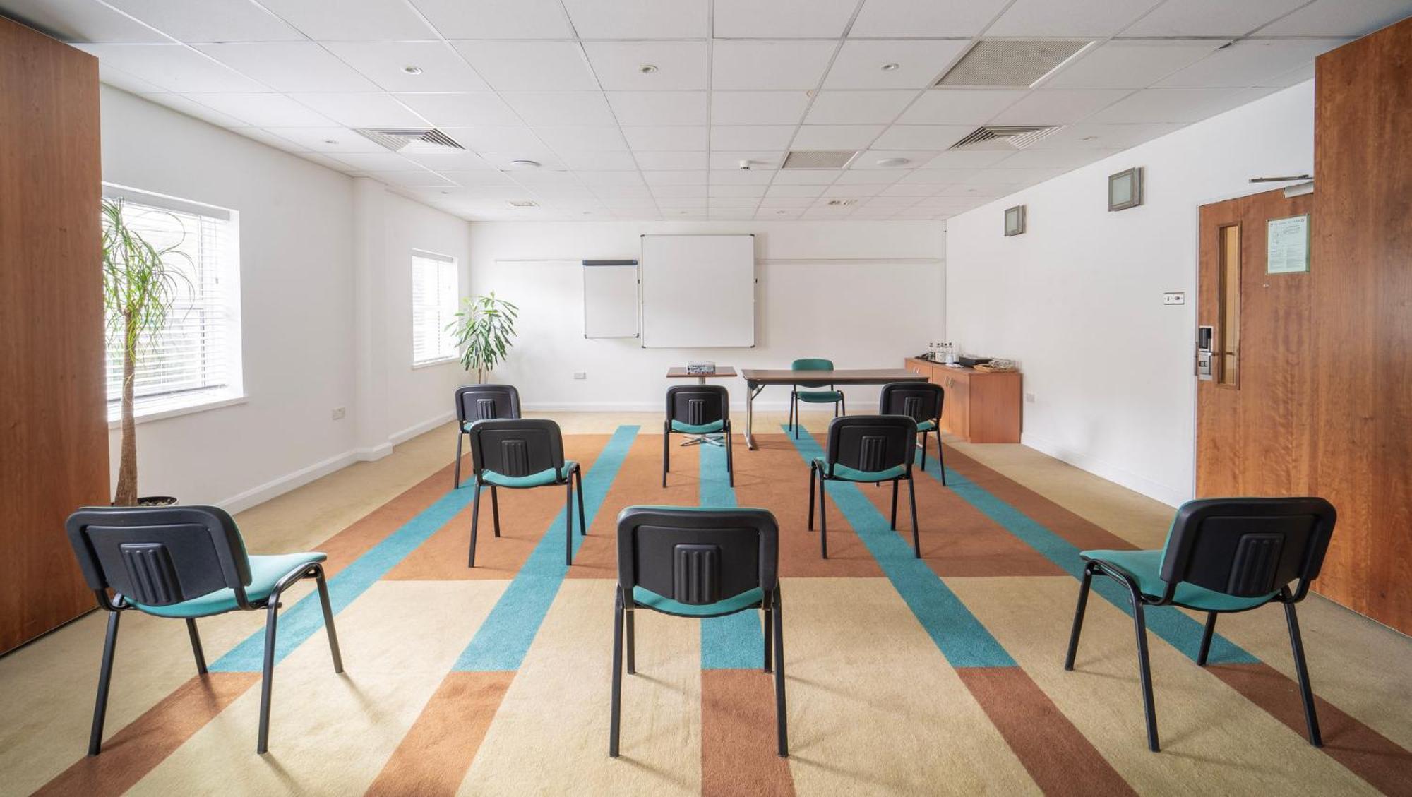 Hotel Bristol Airport By Ihg Redhill (Somerset)