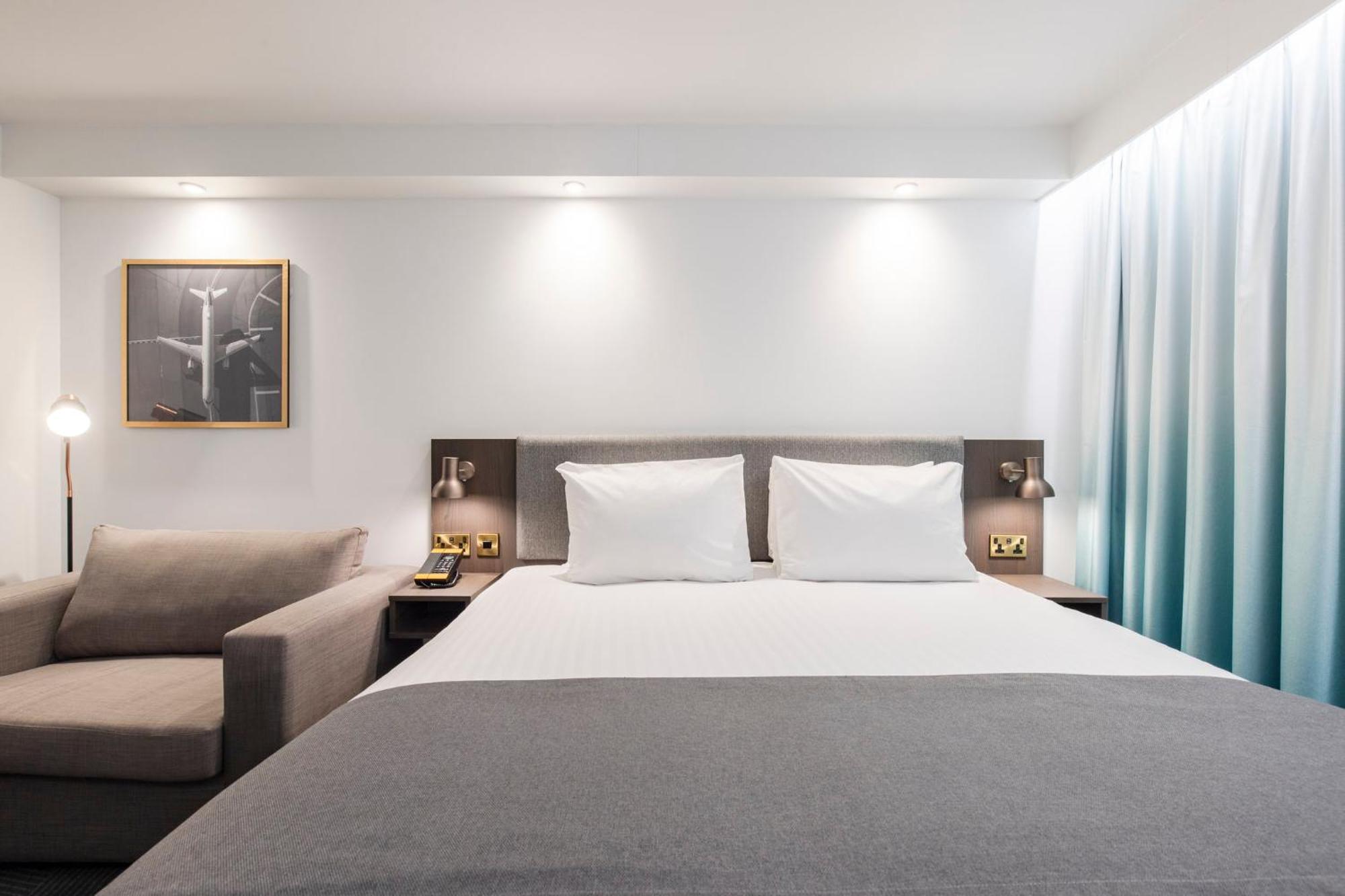 Bristol Airport By Ihg 4*